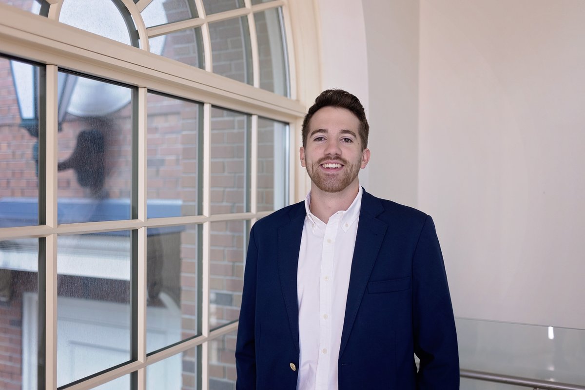 Introducing our next member of the 2025-26 Samford Startup Cohort, Alex Dickey! Alex, a senior accounting major, is the owner of DormVault, a local business that helps college students move and store their things throughout the year.  

🔗 ms.spr.ly/6010t3X9I