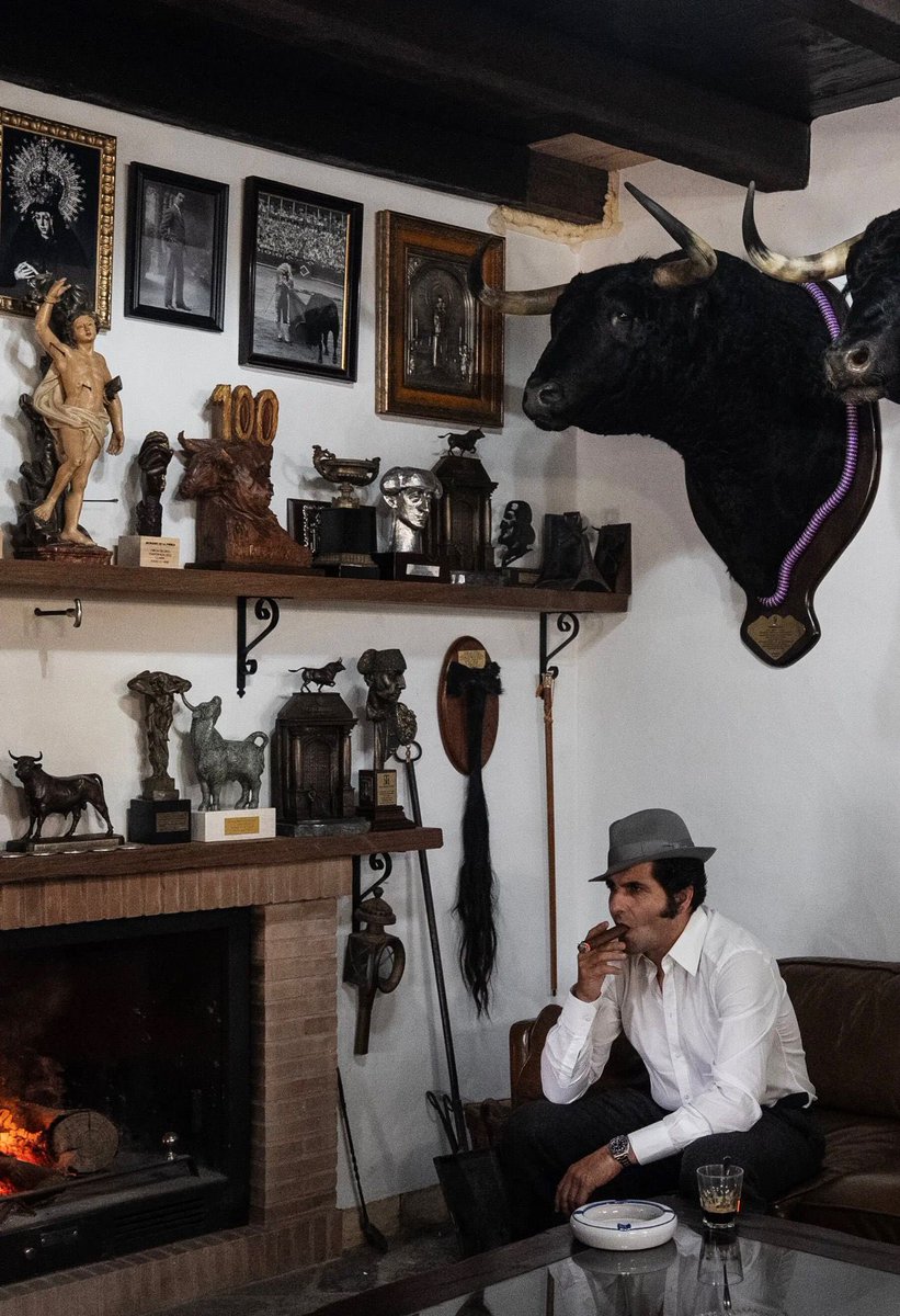 Como decían los antiguos, para ser torero, lo primero es parecerlo.