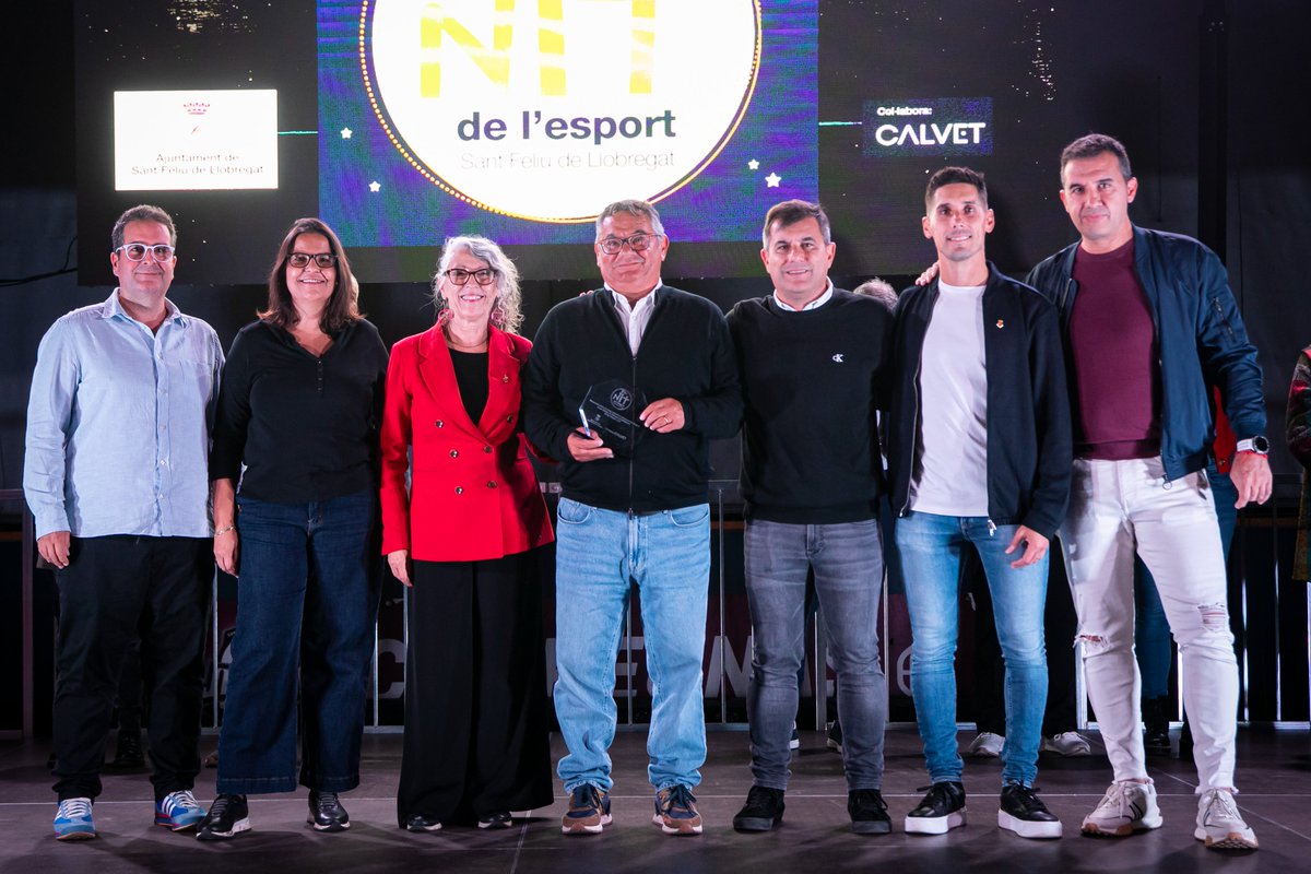 cbsantfeliuenc's tweet image. 🏆 NIT DE L’ESPORT 2025

El passat divendres 7 de novembre, es va celebrar al nostre pavelló, la Nit de l’Esport 2025, un esdeveniment que reconeix l’esforç i els èxits esportius de la nostra ciutat.

Ens sentim molt orgullosos d’haver rebut diversos reconeixements.

#OrgullCBS