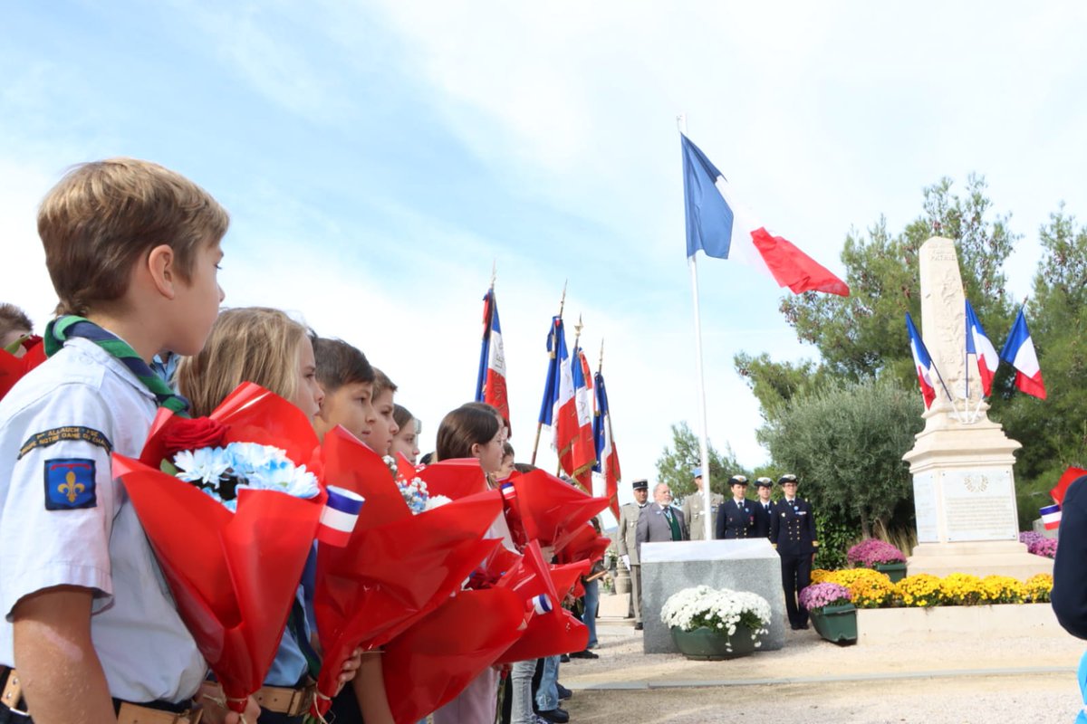 🇫🇷Cérémonies du 11-Novembre : les jeunes allaudiens aux côtés de nos anciens combattants !
👉facebook.com/allauch/