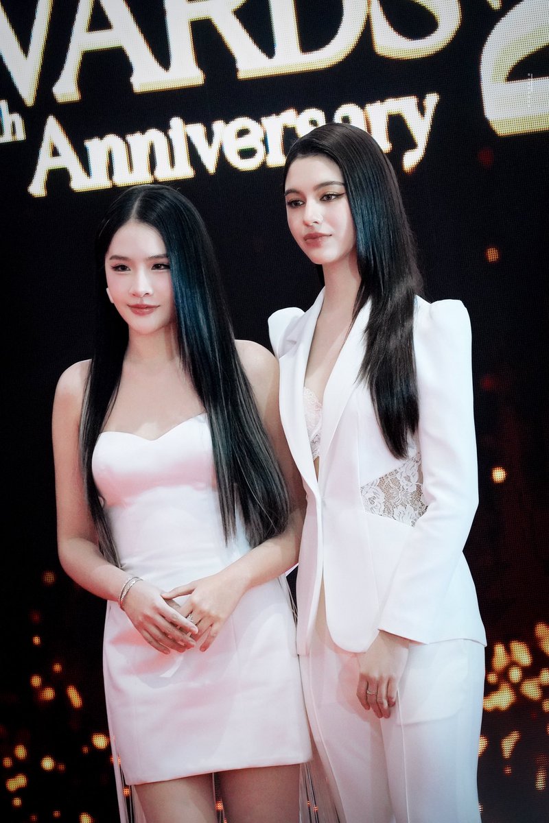 rushhour39's tweet photo. พี่ยังไม่ทันปรับกล้องเลยค่ะ คู่แรกเลย 🤏🏻

SHELLYPUNDAO AT HOWE 2025
#HOWEAWARDSxShellyPundao
#Shellybenda #pundao
#ShellyPundao https://t.co/f5YhyejSu2