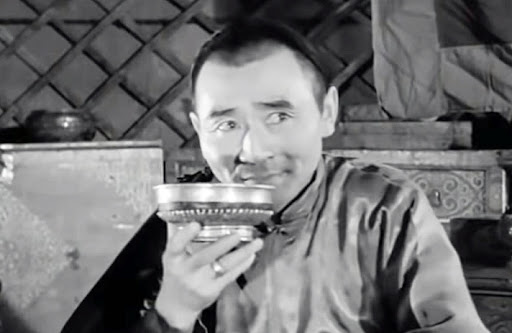 Булгантуяа хөө, одоо өөрөө өргөдөлөө өгөөд УИХ-ын гишүүнээсээ буунуу даа ... <a href="/KhBulgan/">Bulgantuya.Kh</a>