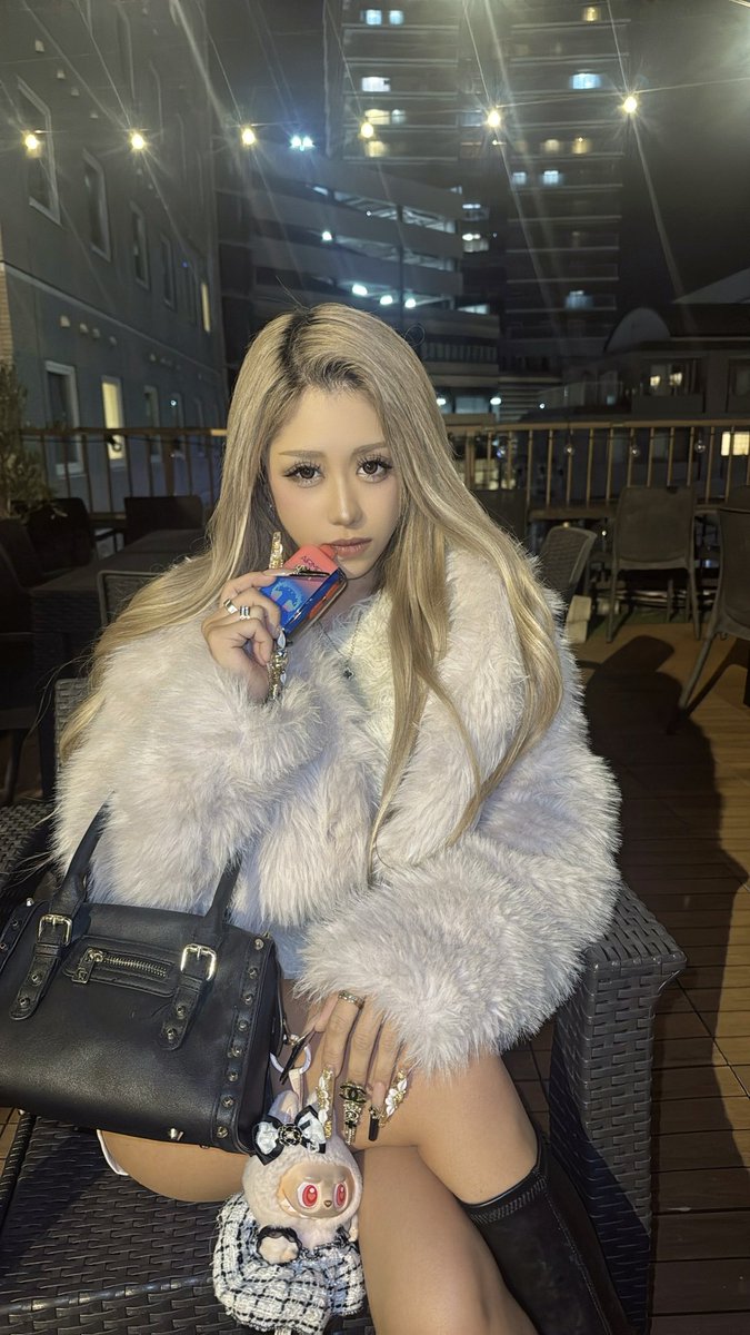 イヤホンついてるから優秀で持ち運んでる💕🎵