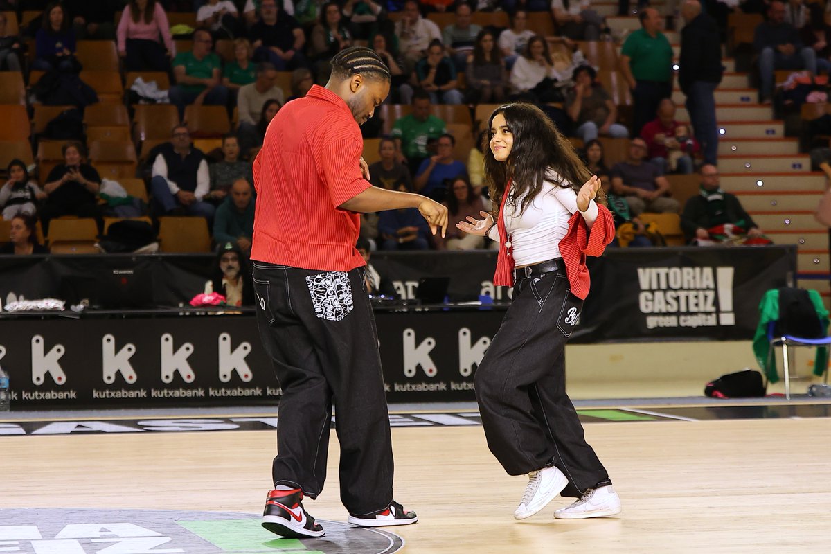 En Mendi no hay descanso sin ritmo 💃

Gracias Royal Cloud por ponerle ritmo, energía y buen rollo a estos momentos 🎶

📸 <a href="/dvizphoto/">dvizphoto</a> 

#ElLatidodeMendi #MendikoTaupada