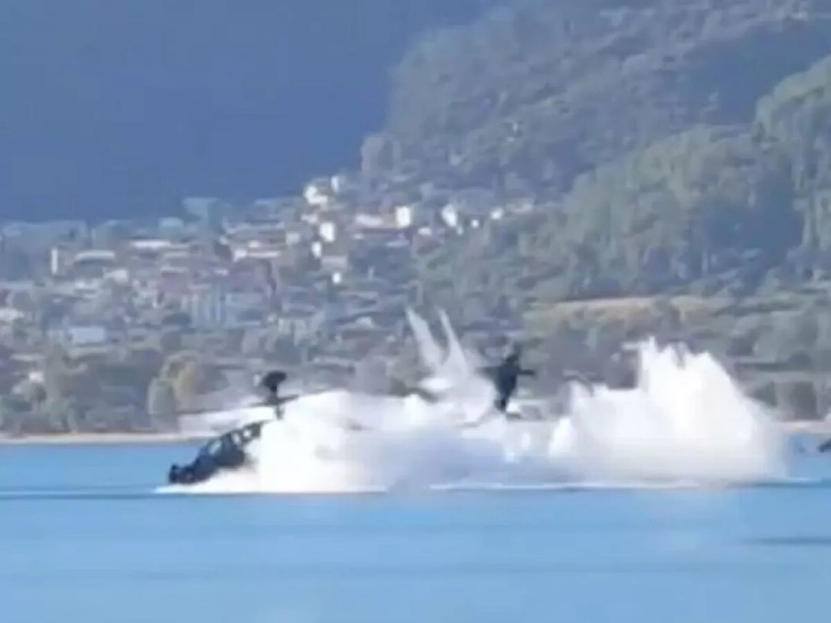 Milyarda bir yaşadığımız kırıma saygı gösterip dileklerinizi ileteceğinize köpek gibi laf yetiştirmeye çalışıyorsunuz. 

Önce helikopterlerinizin su ile bağlantısını kesin. Uçtuklarında da su ile buluşuyorlar, yerde de. Son iki yılda bir F-16 bir F-4'ü daha denize boyladınız o da