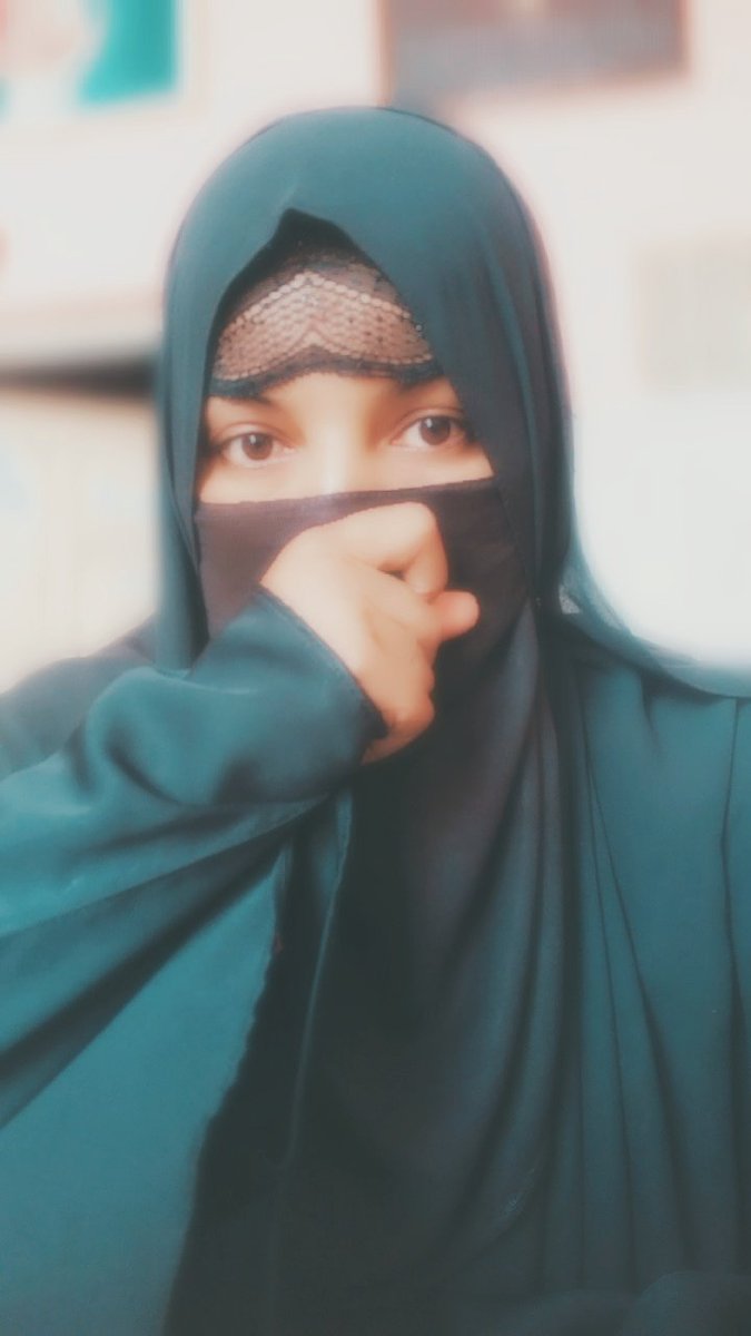 کچھ بھی کیا ہو ہم نے ، کہیں بھی گئے ہوں ہم 
حد سے تمہاری یاد کی باہر گئے ہیں کیا ؟
جون ایلیا

#اردو_زبان