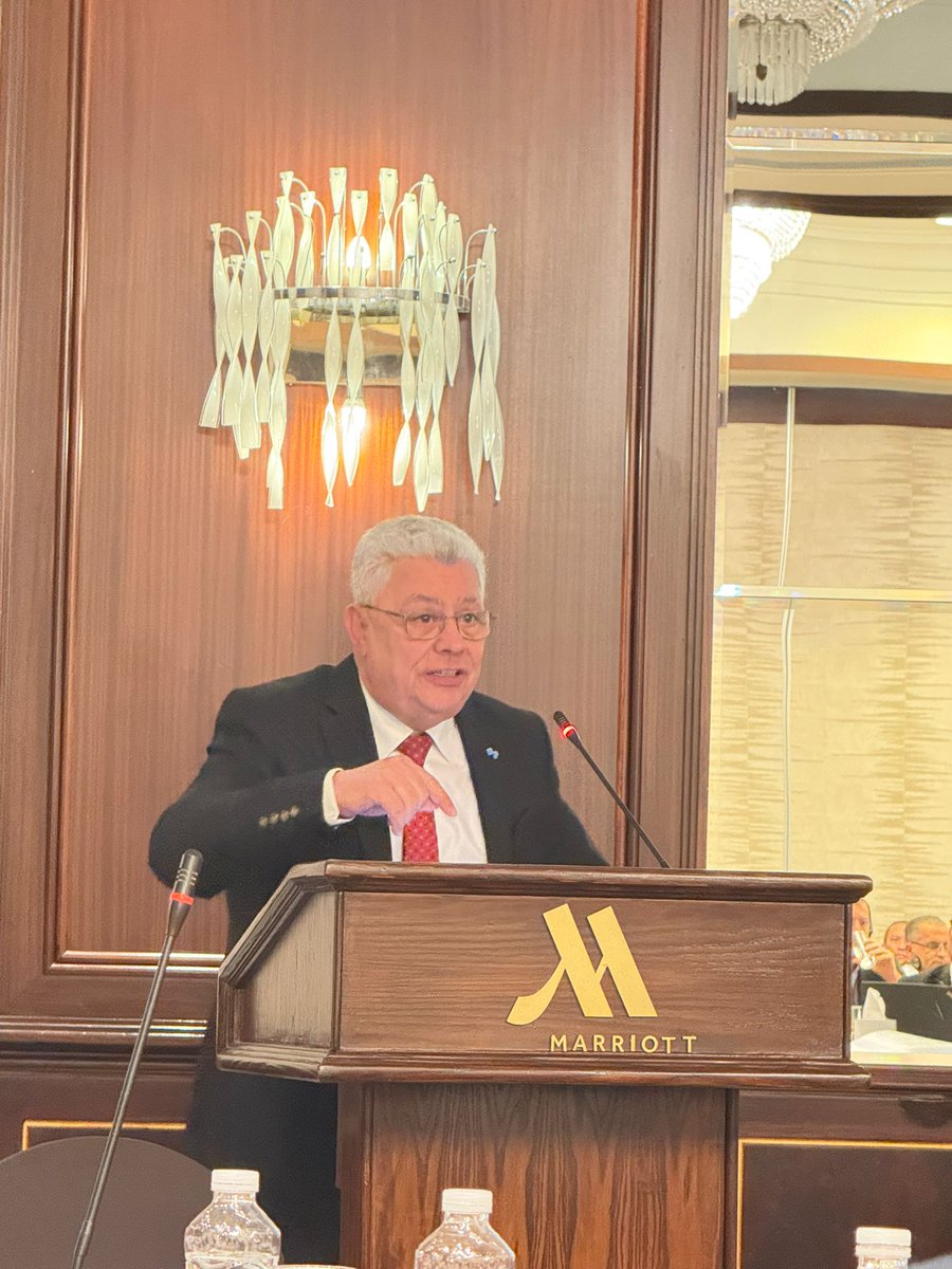 UCLGMEWAorg's tweet image. 🔵⚪In his closing remarks at the Inter-Regional SDG Localization Workshop, UCLG-MEWA SDG Ambassador, Mohammad Saadie, highlighted that our efforts in localizing the SDGs provide the ideal framework uniting governments, Local Governments, civil society, and academia, in full…