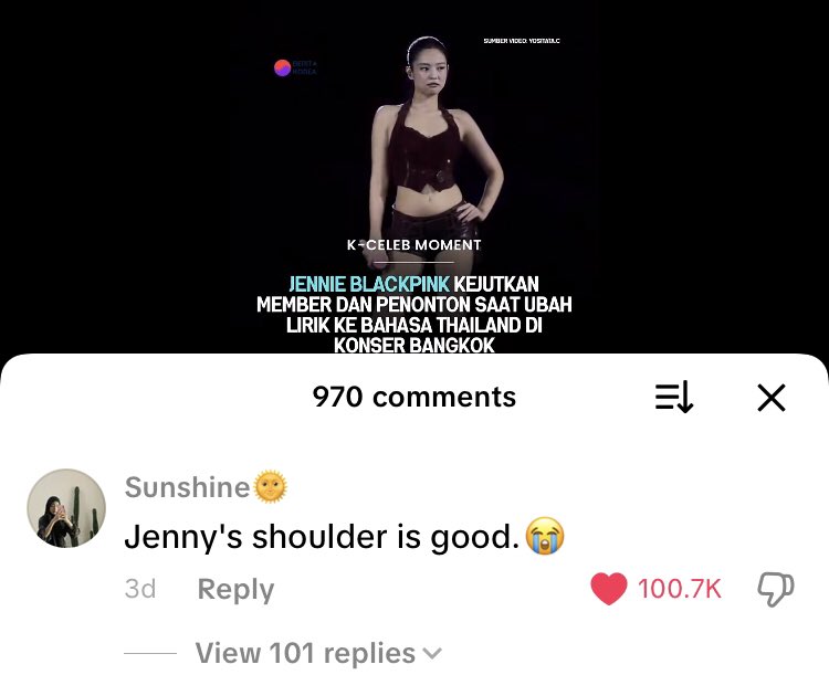 likejnkcvnty's tweet image. the likes over Jennie’s shoulders 😭
