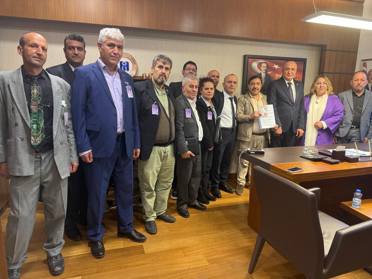 📍TBMM

Emeklilikte Yaşa Takılanlar ve Emekliler Federasyonu Genel Başkanı Sayın Arzu Lastikci ve beraberindeki heyeti TBMM’deki çalışma ofisimizde misafir ettik.

Emeklilerimizin ve emeklilik bekleyen vatandaşlarımızın yaşadığı sorunlar, beklentiler ve çözüm önerileri üzerine