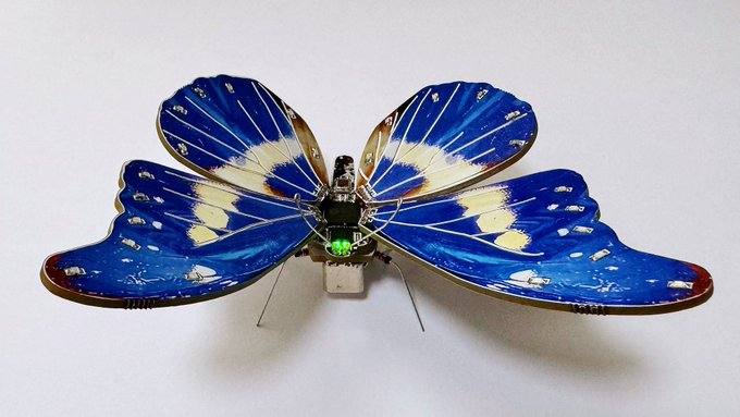 JLCPCB_Japan's tweet image. PCB電子ナヴィ🦋
ESP32-S3ベースでHome Assistantと完全連動、
スマートホーム制御も問題ありません😇

マルチカラーPCBはJLCPCBで製作 ✔
#JLCPCB #ESP32 #スマートホーム #ホームアシスタント #IoT #電子工作
#PCB製作 #メイカー #DIYプロジェクト #組込み #ハードウェア #プロトタイプ #電子工学