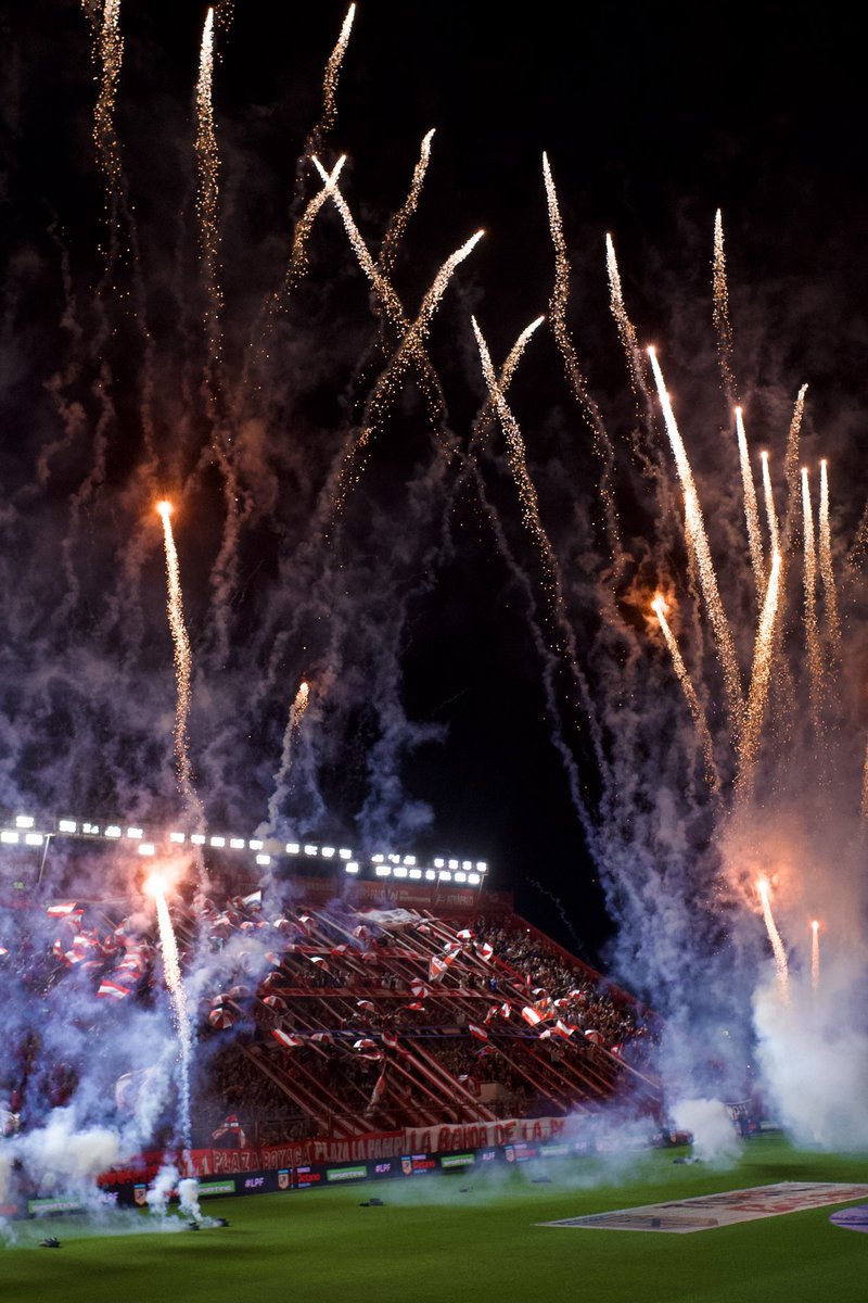 [DÍA 8 — FINIR LÀ OÙ TOUT A COMMENCÉ 🇦🇷]

Notre voyage argentin prend fin avec ce dernier match symbolique.

La découverte de La Paternal, l’antre d’Argentinos Juniors et le berceau footballistique de Maradona.

Une merveilleuse façon de boucler notre épopée. Récit complet 👇🏻💥