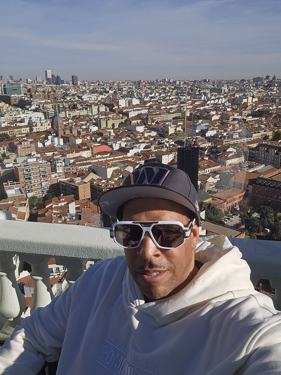 The Captain has landed. Hola Madrid!!!