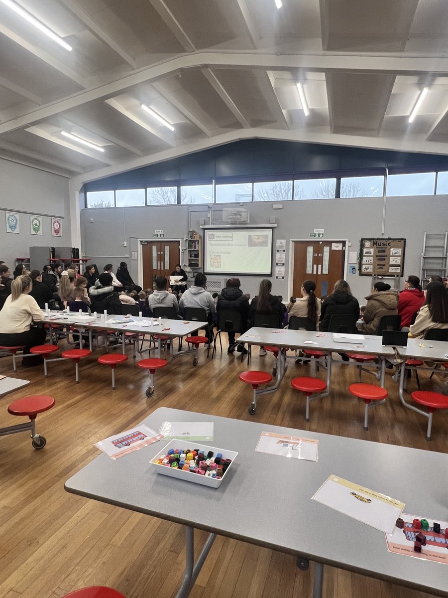 HazelLeysAcad's tweet image. Fantastic turnout at our parents’ reading drop-in today!
Together, we’re making a difference. 
🟣 Model reading aloud
🟣 Talk about non-fiction structure
🟣 Explore &amp;amp; define vocabulary
🟣 Try fluency strategies like echo reading
#ReadingMatters #ParentPartnership @GreenwoodAcad