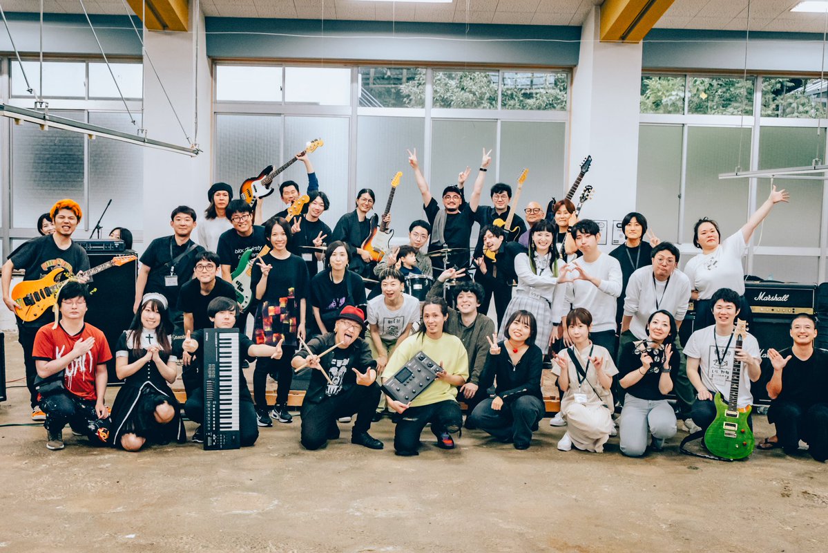 mno78074906's tweet image. 🏫軽音部合宿の申込〆切まで、あと2日‼️

舞台は…なんと廃校を利用したあの　いいかねパレット🎶

スタジオで音合わせして、翌日ステージ‼️
どんなテーマのバンドになるかはお楽しみ😊

このチャンスを逃すな🔥

#新型オトナウイルス
#いいかねパレット
#ぱおん