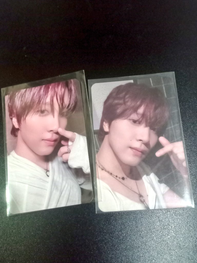 icecreamchans's tweet photo. @tanghuluapple aku ada pob makestar set kak 270, pc savory 65k/ea, pc love beyond 70k masih boleh nego ya kak https://t.co/Wo7AWbmnDX