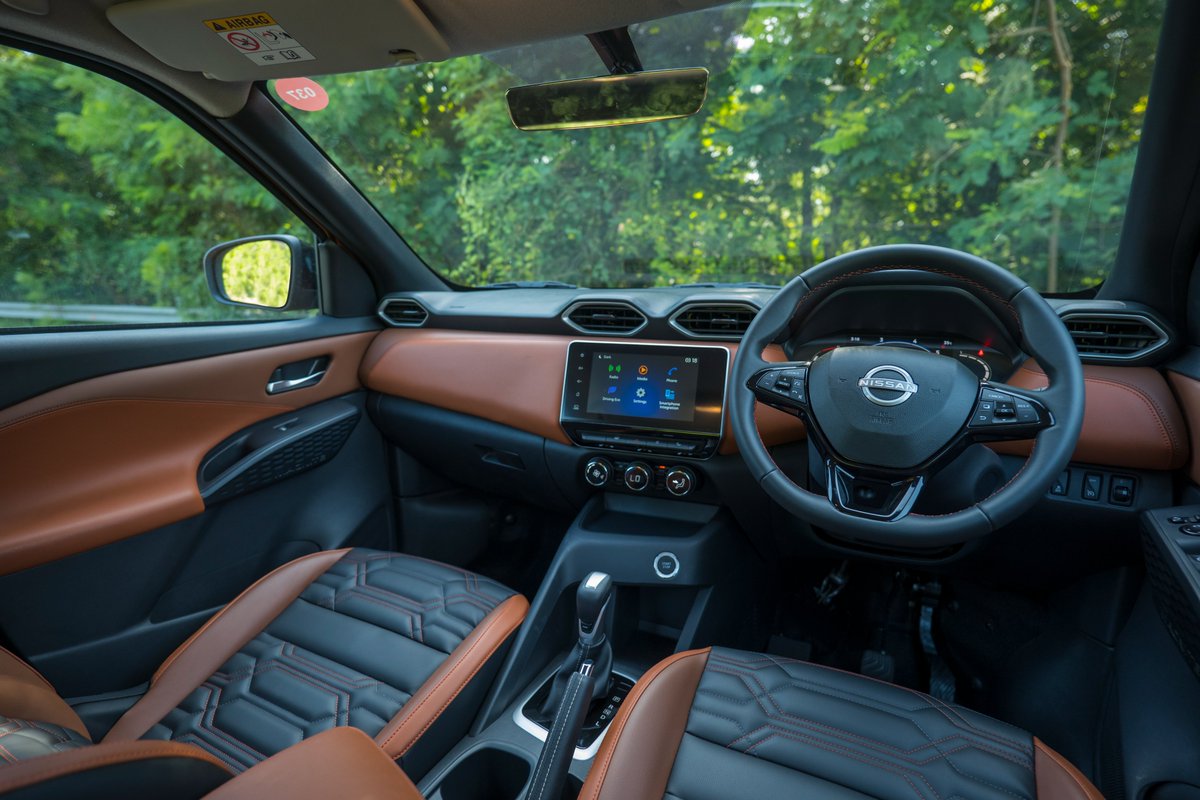 nissanza's tweet image. Your journey, your playlist. With Apple Carplay and Android Auto, every drive hits with the right songs. #DEFYORDINARY #NISSANSA