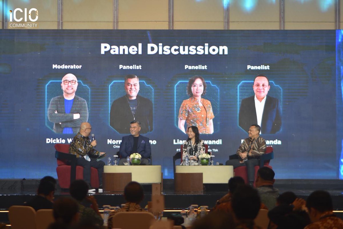 OceanBaseDB's tweet image. Honored to join the #iCIO Conference &amp;amp; Awards in Jakarta! 🇮🇩 
Our team shared how #OceanBase helps CIOs cut data infra costs without sacrificing resilience &amp;amp; gain better operational insights. 📊 
Great event, thanks @iCIOCommunity &amp;amp; @bisnisindgroup!