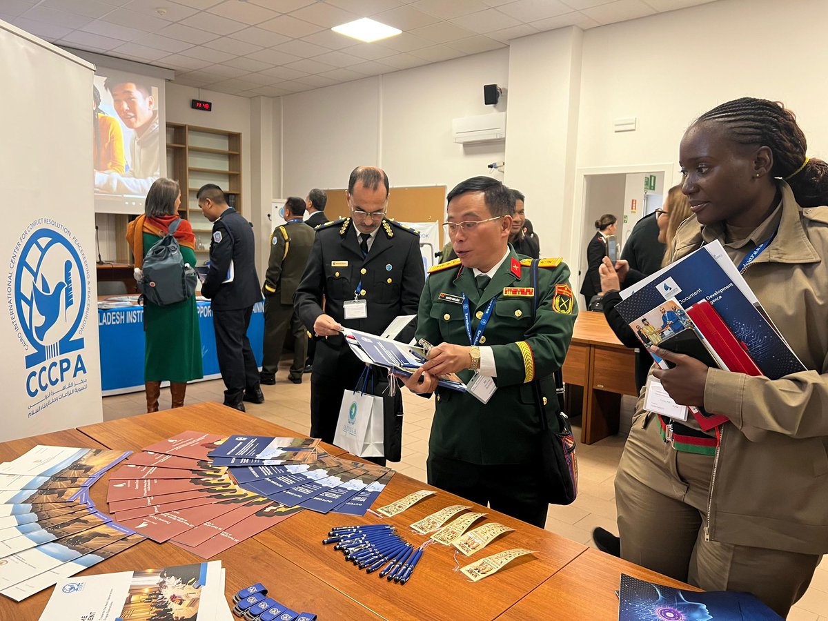 IAPTC_Assoc's tweet image. The #IAPTC29 #IdeasBazaar kicked off @_CoESPU_, offering a space for the conference participants to showcase their work, #training and #research contributions to the #IAPTC community #PeaceOps #WPS #PoC #peacekeeping