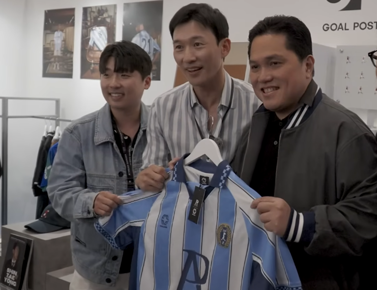 maryata2's tweet photo. @erickthohir pa,,Erick.. ada Sty,,, tuh,,, sombong amat ga nanya???! https://t.co/jxKJHxYTPK