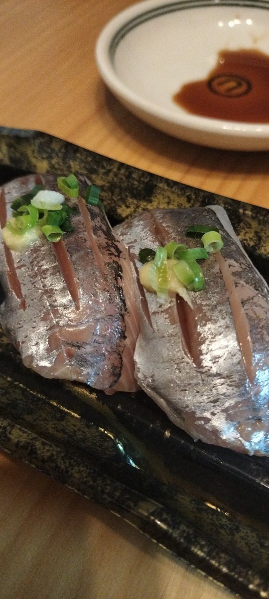 仕事を辞めたすぎて買った、ヤケクソ寿司