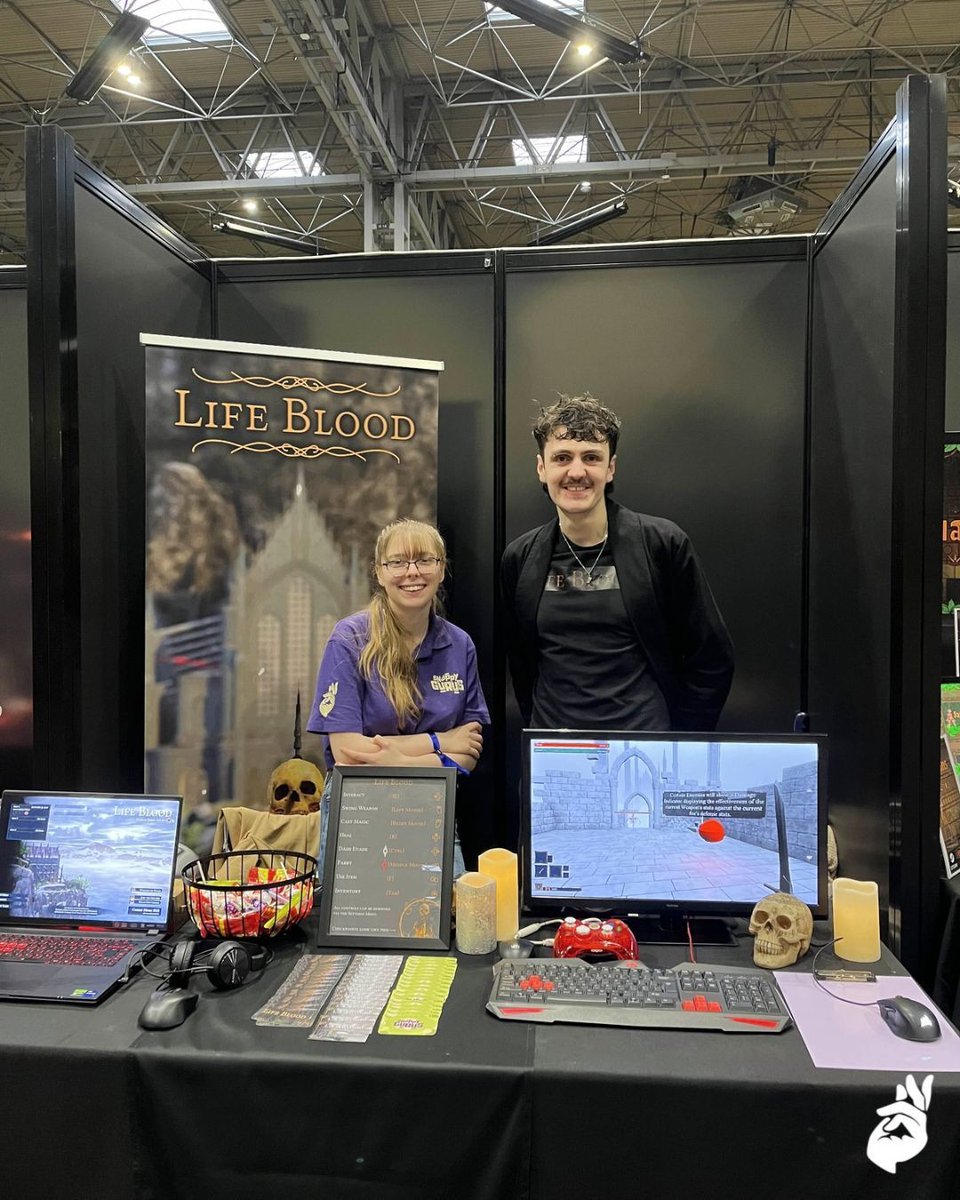 SnappyGurus tweet media