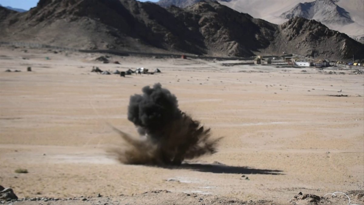 firefurycorps's tweet image. Destruction of Unexploded Explosives (UXO): Leh

On 11 Nov 2025, UT Ladakh Administration informed Fire and Fury Corps regarding unexploded ordnance found near Housing Colony, Keylong, Leh. Bomb Disposal Team of Fire and Fury Sappers  responded swiftly, searched the area and…