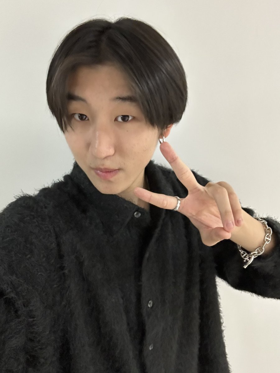 mac0168's tweet photo. 豊田コンサート！！！
ありがとうございました！！
自分が持てる思いとか感情とか全部歌に入れ込みました、！
全力で歌い切れました！
皆さんからの感想まってます！
メンションしてくださると、見に行かさせていただきます！
写真拡散してねー^^🌞🎤🌝

#久保陽貴 https://t.co/diwaM1vkHq