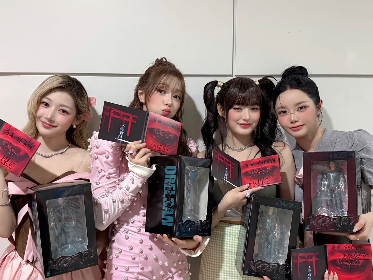 we_fiftyfifty's tweet image. Merci, Orelsan ! 🎁❤️ @Orel_san

#FIFTYFIFTY #피프티피프티 
#Orelsan #Oulalalala