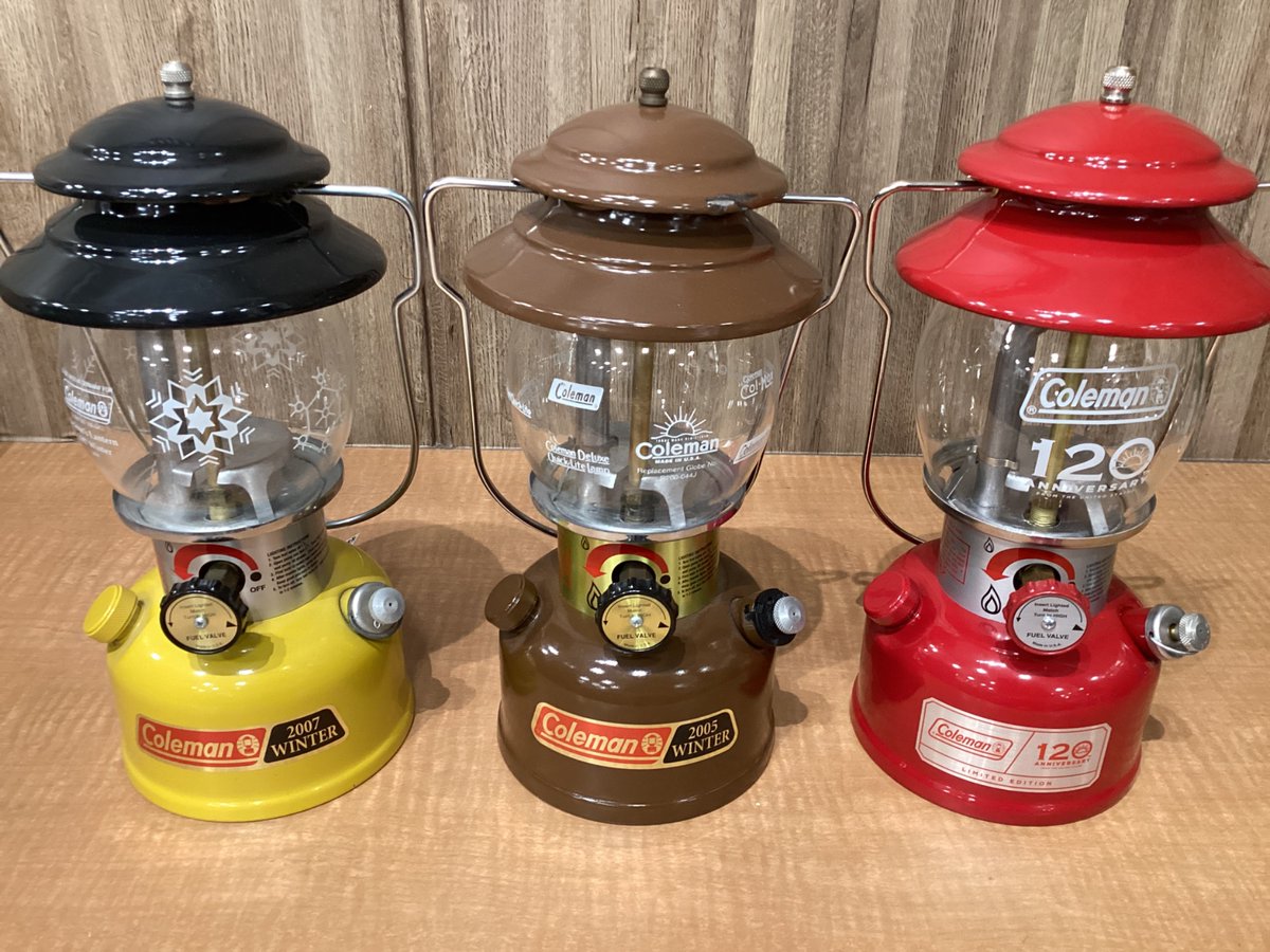 毎年カラーやテーマが違う！？コールマンのシーズンズランタンを3点ご