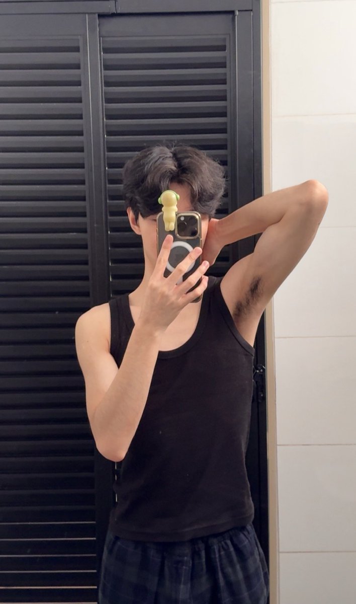 Voesyz's tweet image. 