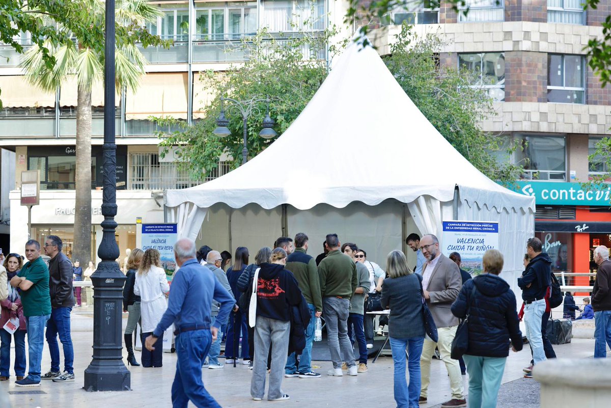 congresolabclin's tweet image. Fueron muchas las personas que se acercaron ayer a la carpa sanitaria de @Semedlab para conocer la salud de sus riñones. ¡Gracias!  

Hoy da comienzo #LABCLIN2025 en Valencia con más de 1.500 profesionales del #laboratorioclinico

labclin2025.es
