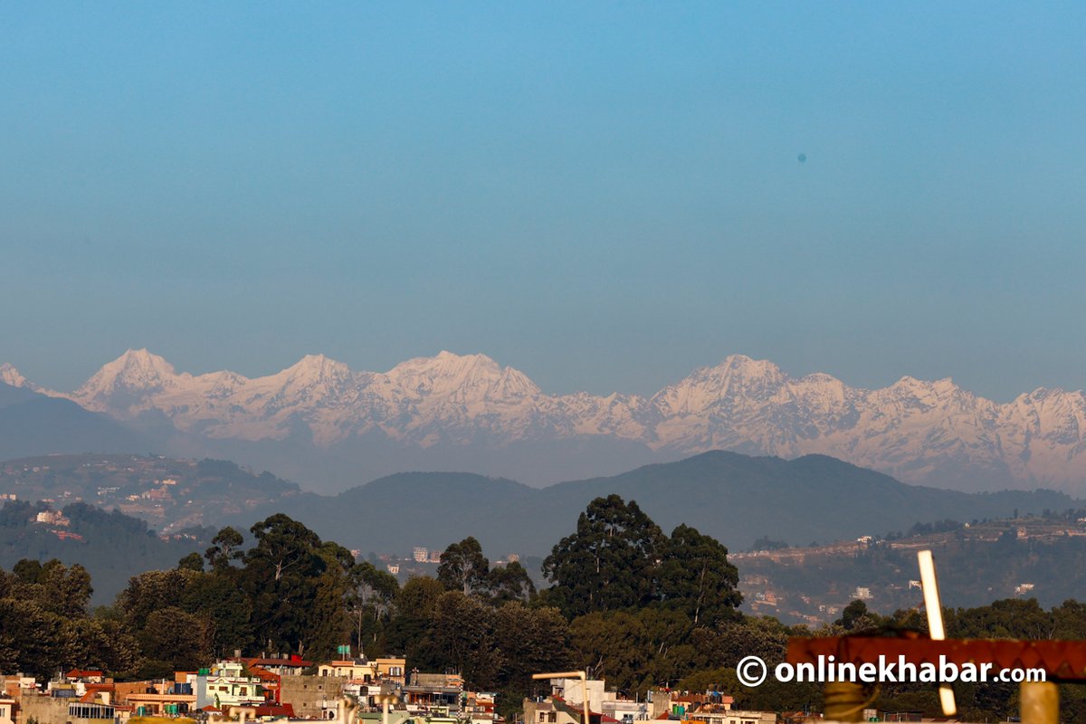 काठमाडौंबाट देखिने खुलेको हिमाल (तस्वीरहरू)

तस्वीरहरू : विकास श्रेष्ठ/चन्द्रबहादुर आले

#onlinekhabar #kathmandu #Himalayan_range 

onlinekhabar.com/2025/11/180170…
