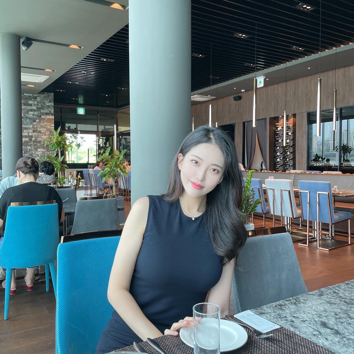 StackGenar42784's tweet image. Of course, life needs to be recorded. I can't stay young all the time.