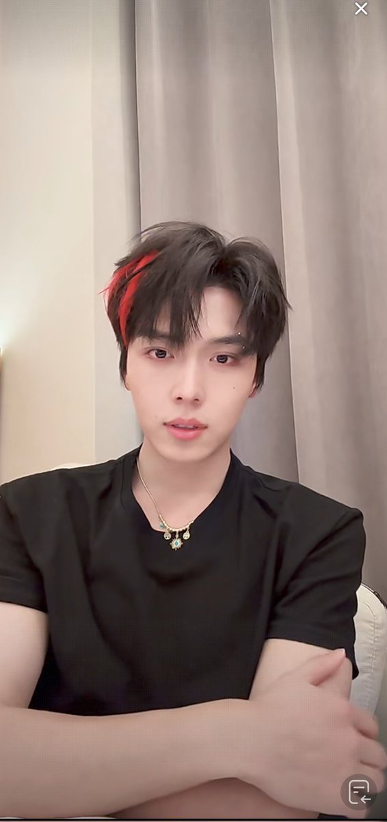 e7🏎️🏁🐯🦈☁️ tweet media