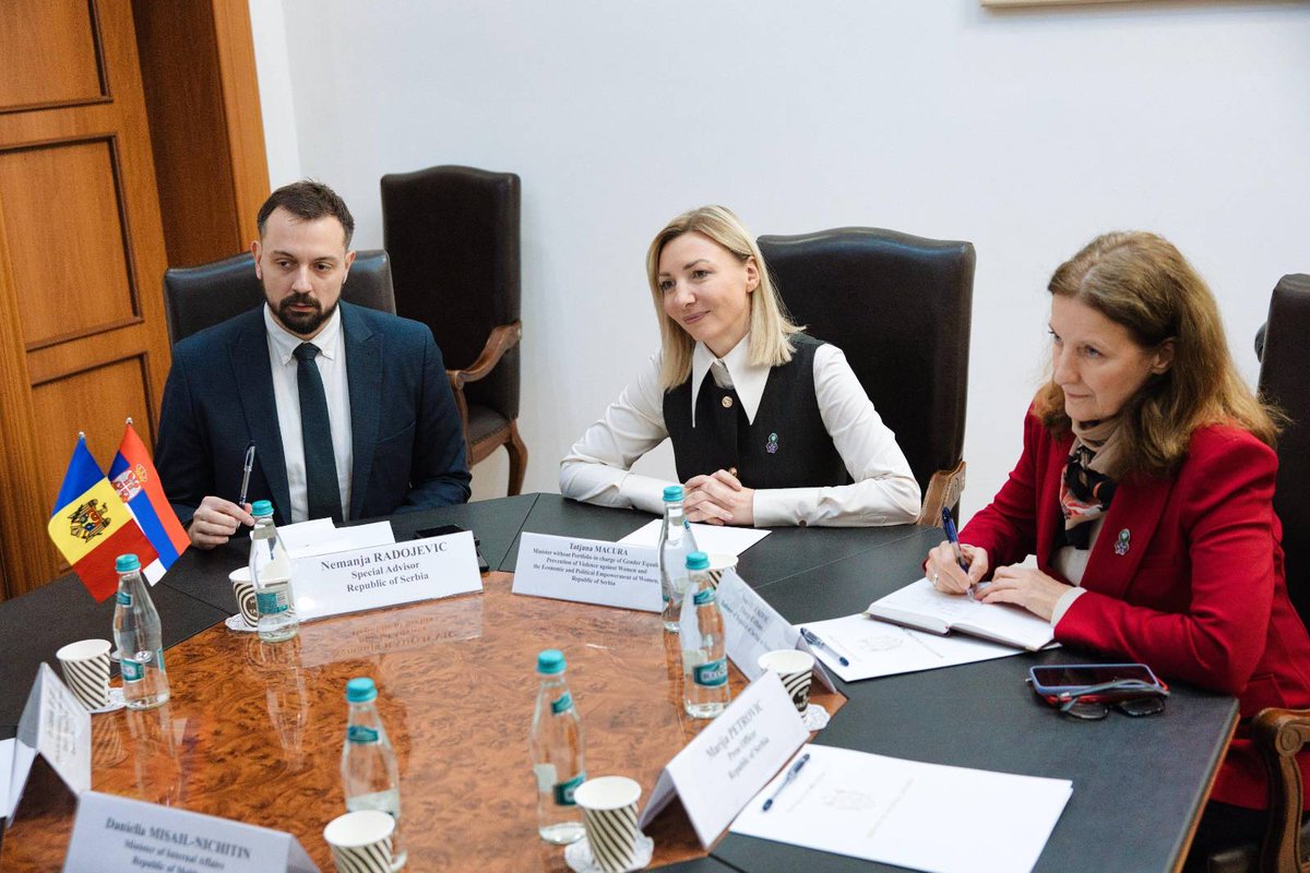 DaniellaMisailN's tweet image. Empowering women, enhancing security, and strengthening EU integration — productive talks today with Serbia’s Minister Tatjana Macura in Chișinău. Together, we build a safer, fairer future. #Women4Security #EUIntegration #GenderEquality