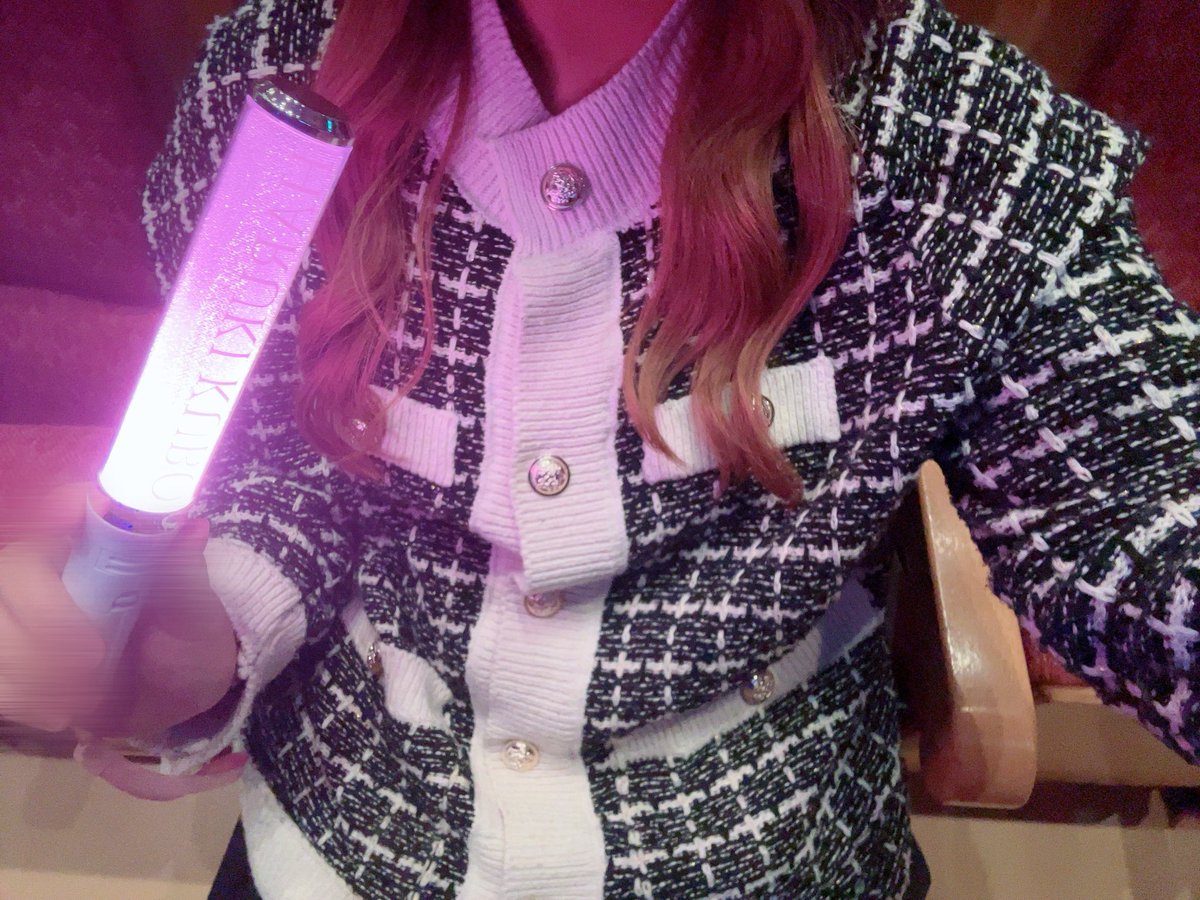 hrkpyonsk's tweet photo. 初のHAPPY SMILE CONSERT🎀♡
はるきくんがなんと地元に🥲💧なかなか愛知来ないなーって思ってからのまさかの地元🙀💘
個人的に魔法にかけられて、大好きな曲で嬉しかったです꒰ ᐡᴗ͈ ·̫ ᴗ͈ ꒱ ♡他にもbacknumberおおくてうるうるしてました🥹⭐️はるきくんまた愛知きてね👶🏻💘 @mac0168 ♡ https://t.co/pXgOgXrrwc