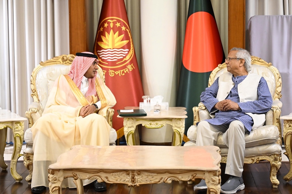 arabnews's tweet image. Up to 300,000 job openings in #SaudiArabia’s mega-projects, tourism and healthcare sectors will be available for skilled Bangladeshis under a recently signed labor deal, the Kingdom’s ambassador said arab.news/mfusr