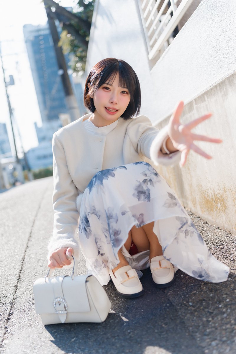 長生まよ🐱🌸さんのエロ画像、2025年11月12日20時22分55秒に投稿
