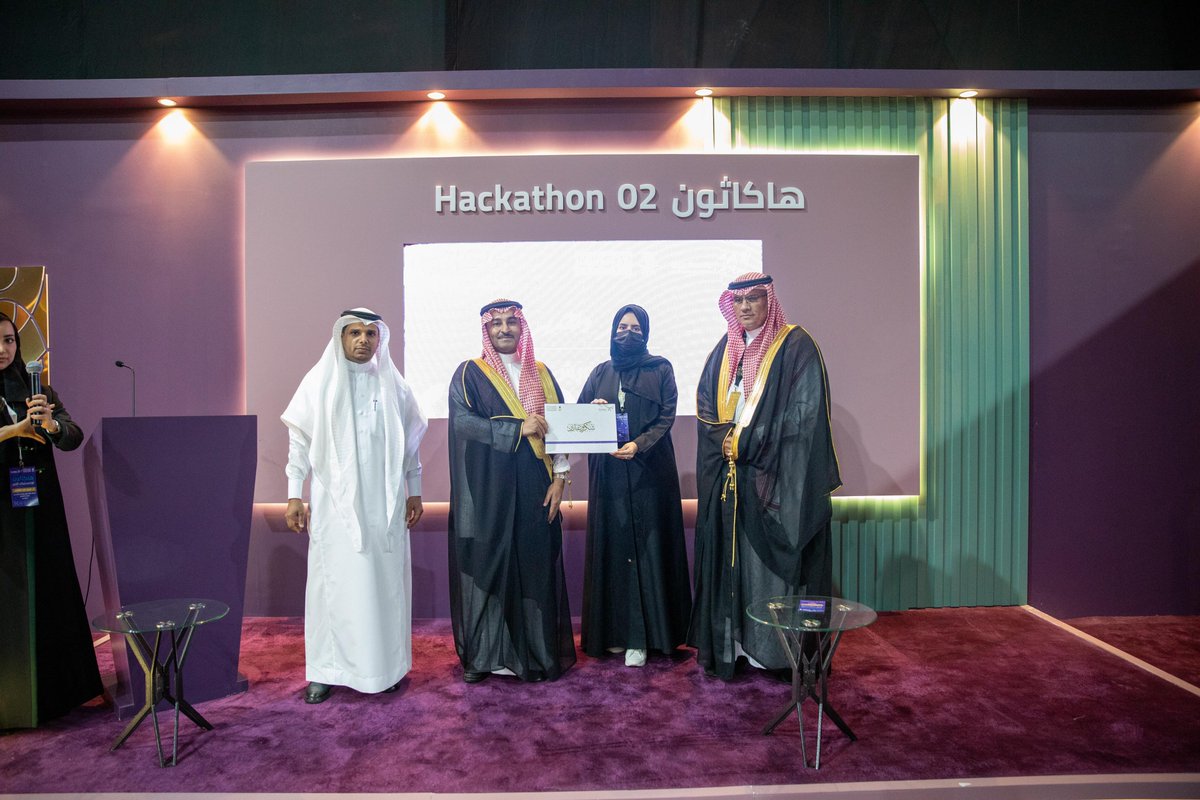 جامعة جدة tweet media