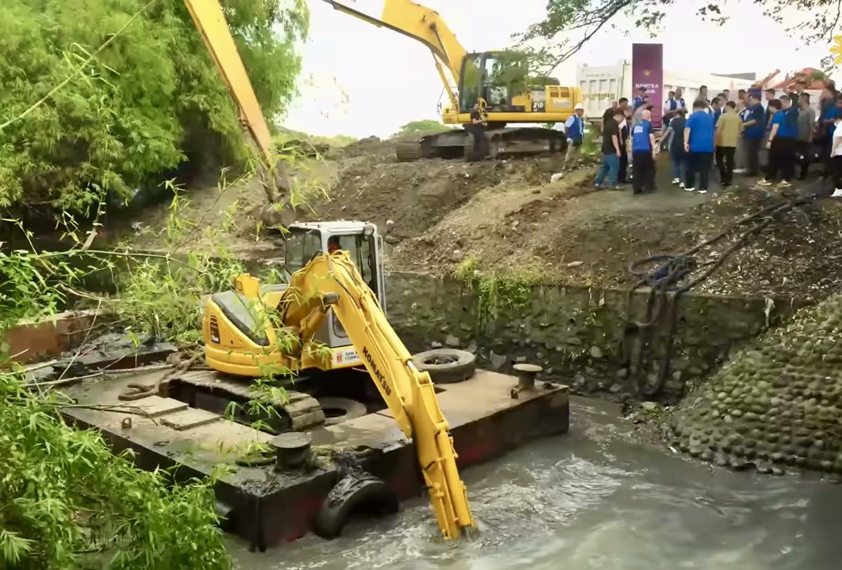 🌊 Oplan Kontra Baha Launched

Just days after Typhoons Tino &amp; Uwan, President Marcos Jr. led the launch of Oplan Kontra Baha at Balihatar Creek, Parañaque City, a year-round cleanup of Metro Manila’s 142 km waterways &amp; 333 km drainage systems.

DPWH &amp; MMDA will oversee