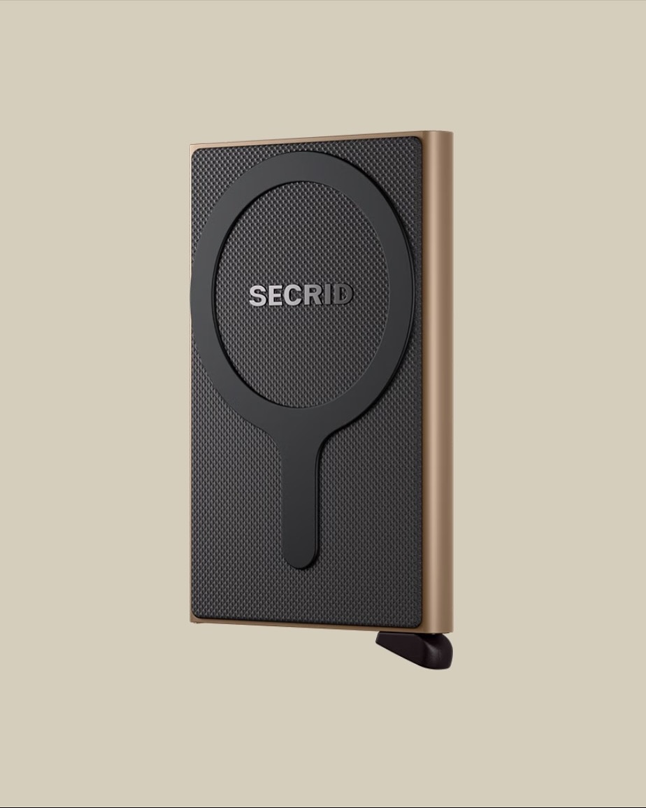 JUST LANDED // the very latest from <a href="/secrid/">Secrid</a> - Cardprotector for MagSafe // in store now at K Village or DM to order. Perfect Christmas Stocking Stuffer 🎄