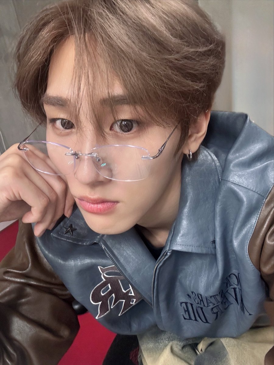 TIOT_NOW's tweet photo. [#민성]  
Pinterest vibe 📸

#김민성 #KIMMINSEOUNG  
#TIOT #티아이오티 https://t.co/SOWJnVxfW5