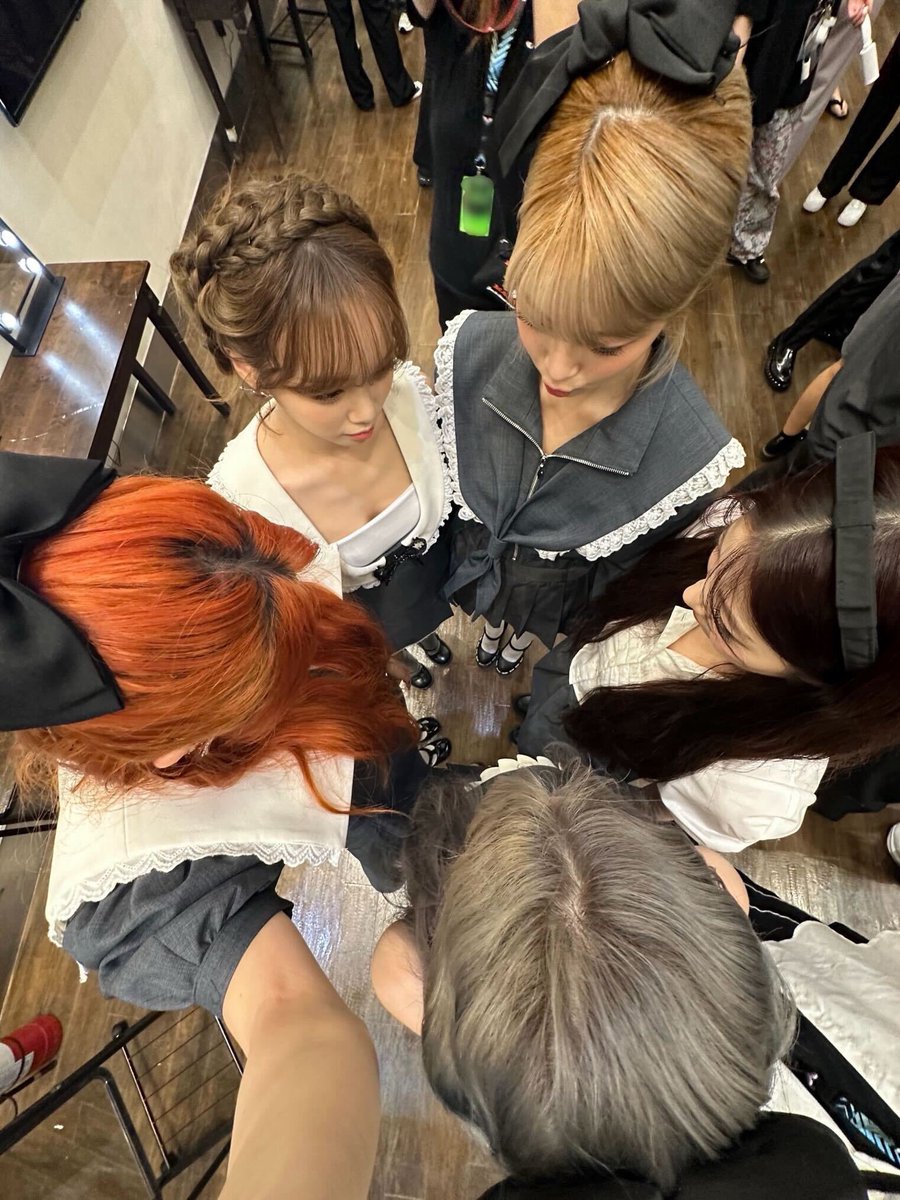 niffdan's tweet photo. 르세라핌 다섯만 아랑해… https://t.co/5z9nFK4NNM