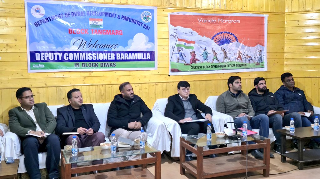 DCBaramulla's tweet photo. DC Baramulla @mingasherpa presided over #BlockDiwas at Tangmarg, reaffirming the administration’s commitment to governance at the doorstep through public outreach and grievance redressal.
@OfficeOfLGJandK
@CM_JnK
@diprjk
@ddnewsSrinagar
@airnewsalerts https://t.co/BO0p7Lv070