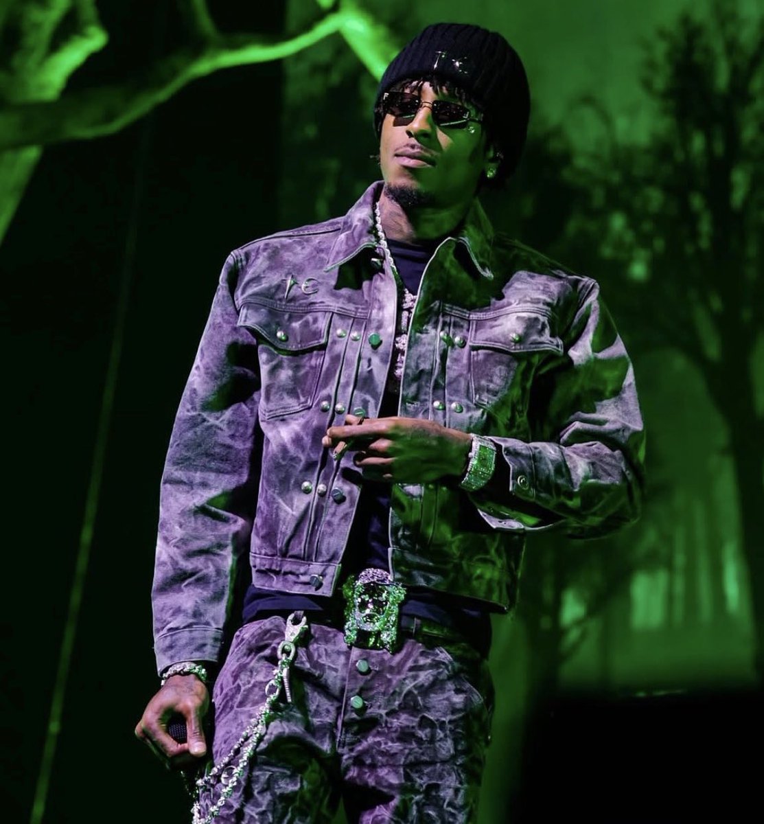 AkzWhoMatter tweet media