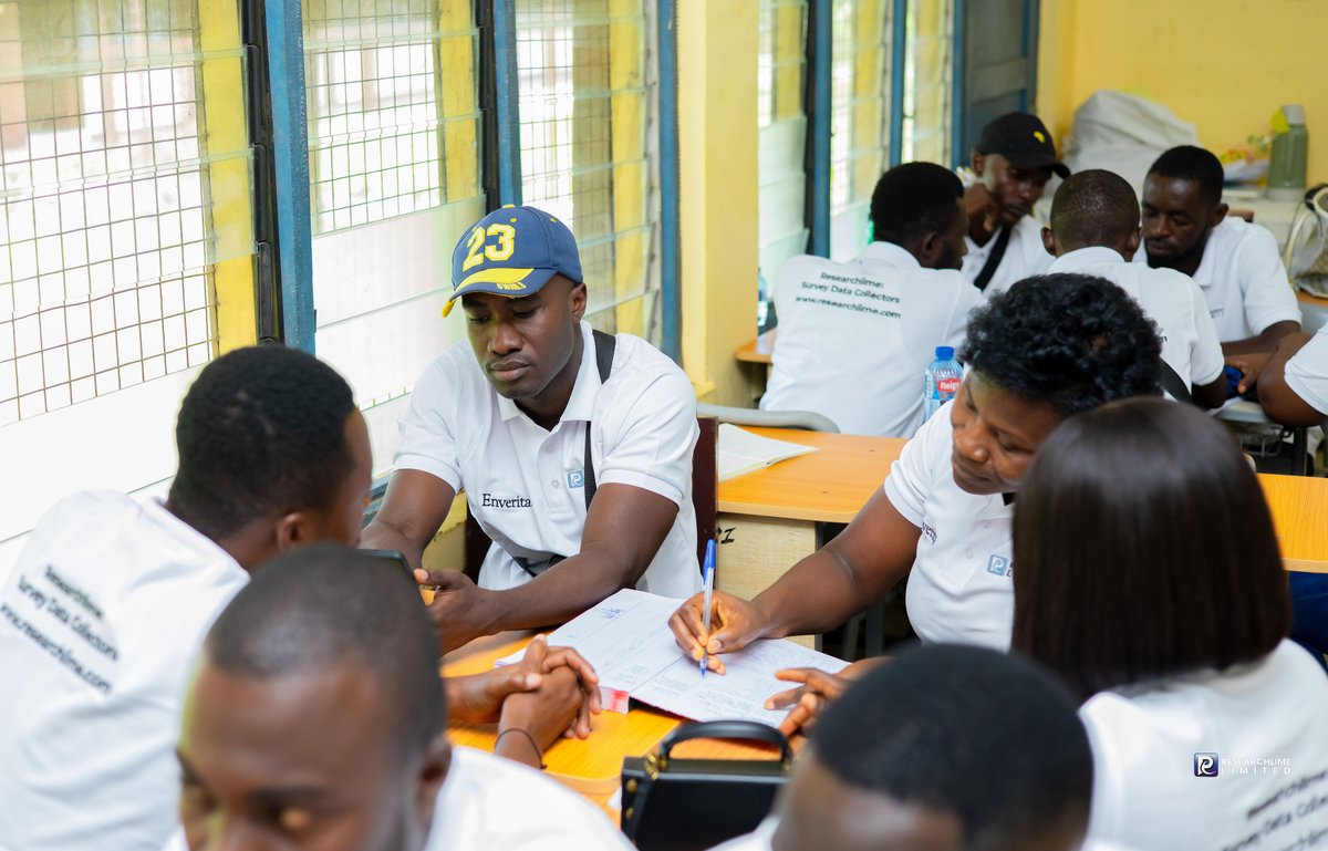 researchlime's tweet image. Learning, practicing, and growing—our team is ready for anything!  #FieldTraining #Teamwork #DataCollection #ResearchExcellence #OnTheField”