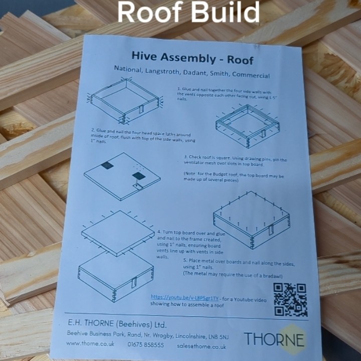 NorfolkHoneyCo's tweet image. Assembling the Thorne Beehives bees on a budget roof.

For the full video check us out:
Pareon.com/norfolkhoney

YouTube: Thenorfolkhoneyco

#beekeeping #beekeepingforall #beginnerbeekeeper #beesonabudget #ehthornebeehives
