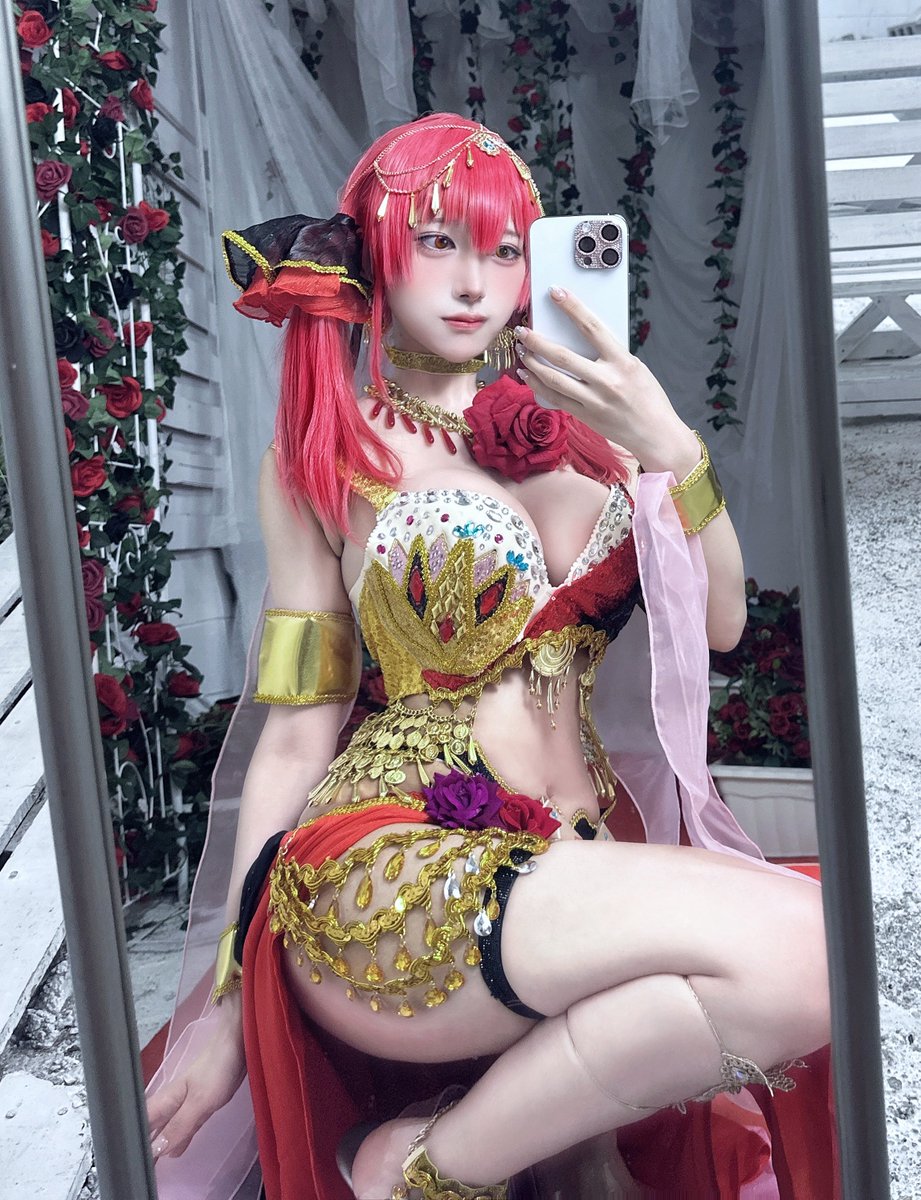 船長のちょっといいとこ見てみたい？🌹🤍

hololive cos / 宝鐘マリン🏴‍☠️