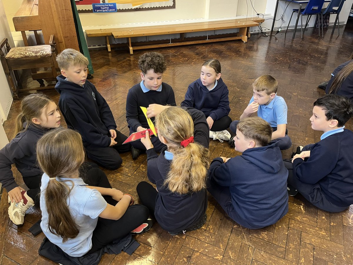 Year 5 enjoyed their informative session today. Thank you Caitlin <a href="/mawwfire/">Tân CGC / MAWW Fire</a>