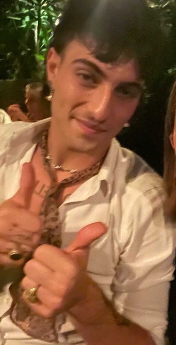 •Mullettiano Archive• (@f_ckingpathetic) on Twitter photo 